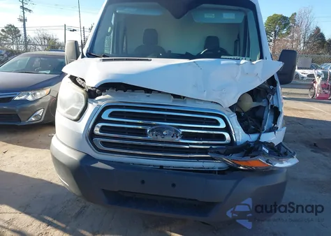 2018 Ford Transit-250 z USA, uszkodzony, nr VIN 1FTYR3XM1JKB03601